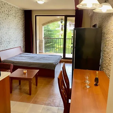 Life Private Apartment Sozopol